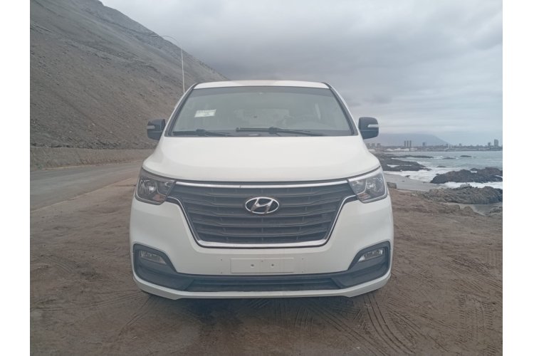 HYUNDAI GRAND STAREX 2018